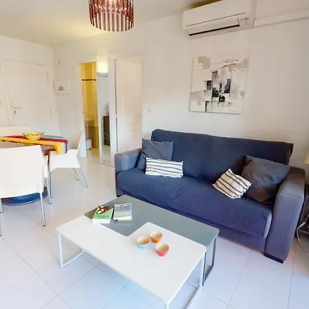 Apartman Apartamento Breton By Family Homes