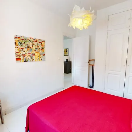 Apartment Apartamento Breton By Family Homes *