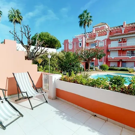 Apartment Apartamento Breton By Family Homes *